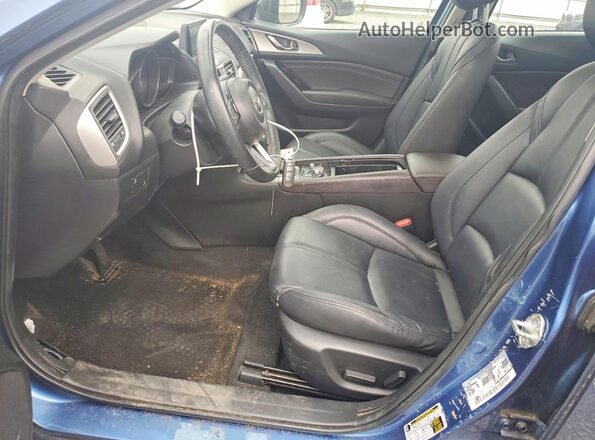 3MZBN1V3XJM179677 2018 MAZDA 3 Blue Front interior view