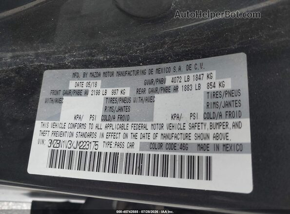 3MZBN1V3XJM223175 2018 MAZDA 3 Gray Widok komory silnika
