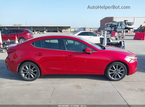 3MZBN1V3XJM244429 2018 MAZDA 3 Красный Вид задней части салона