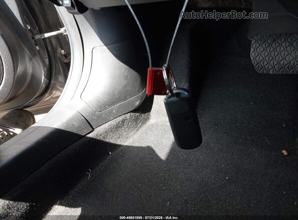 3MZBN1V70HM125334 2017 MAZDA 3 Gray Առջևի վահանակի տեսք