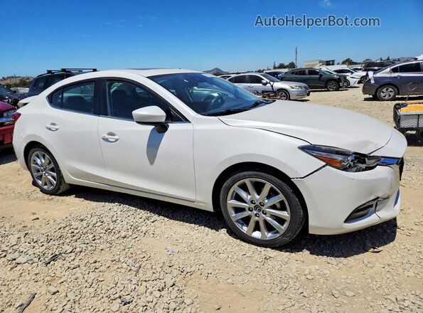 3MZBN1V75HM123627 2017 MAZDA 3 Белый Передняя правая четверть
