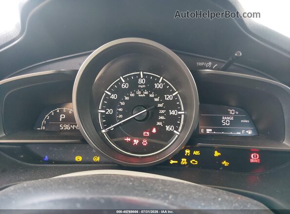 3MZBN1V79HM113506 2017 MAZDA 3 White Հետևի նստատեղերի տեսք