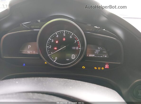 3MZBN1W33JM216308 2018 MAZDA 3 Red Вид задніх сидінь
