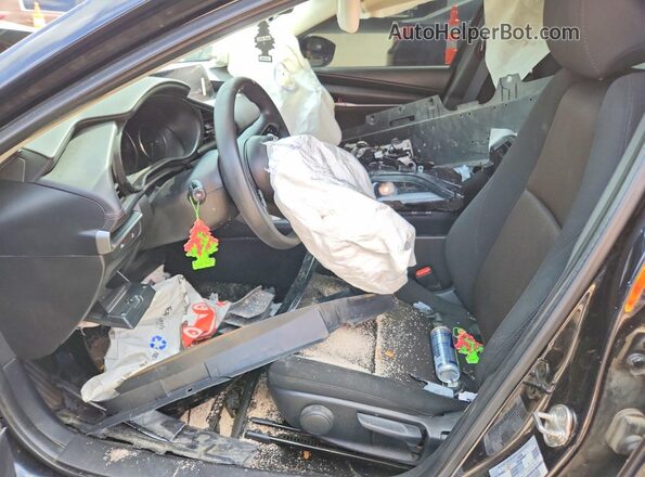 3MZBPAAM0RM418500 2024 MAZDA 3 Черный Вид салона спереди