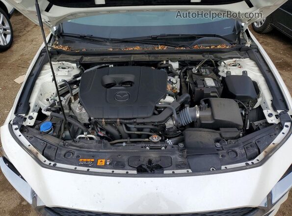 3MZBPAAM9SM456040 2025 MAZDA 3 White Rear interior view