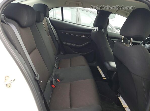 3MZBPAAM9SM456040 2025 MAZDA 3 White Rear seats view
