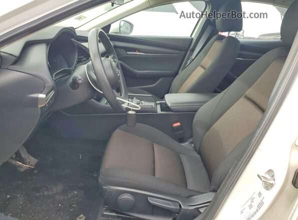 3MZBPAAM9SM456040 2025 MAZDA 3 White Front interior view