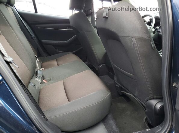 3MZBPAB75KM104517 2019 MAZDA 3 Blue Widok tylnych siedzeń