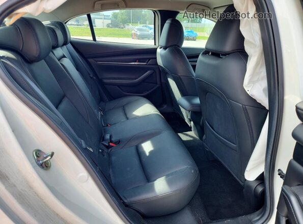 3MZBPABM4PM352108 2023 MAZDA 3 Белый Вид задних сидений