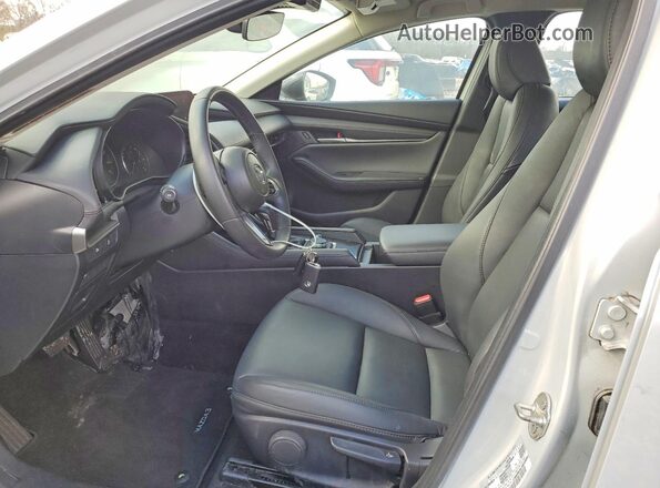 3MZBPABM4RM423701 2024 MAZDA 3 Silver Widok wnętrza z przodu