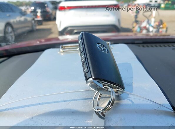 3MZBPABM5SM464635 2025 MAZDA 3 Red Vista del salpicadero