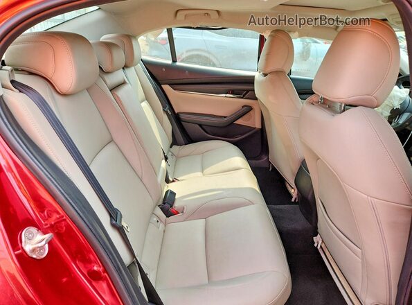 3MZBPACL1NM317657 2022 MAZDA 3 Burgundy Հետևի նստատեղերի տեսք
