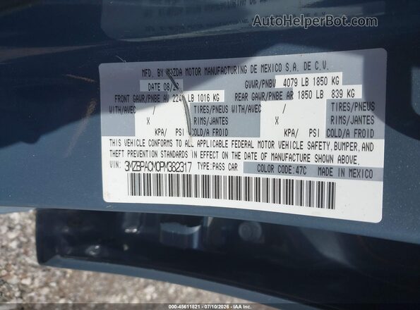 3MZBPACM0PM382317 2023 MAZDA 3 Gray Vista del compartimento del motor