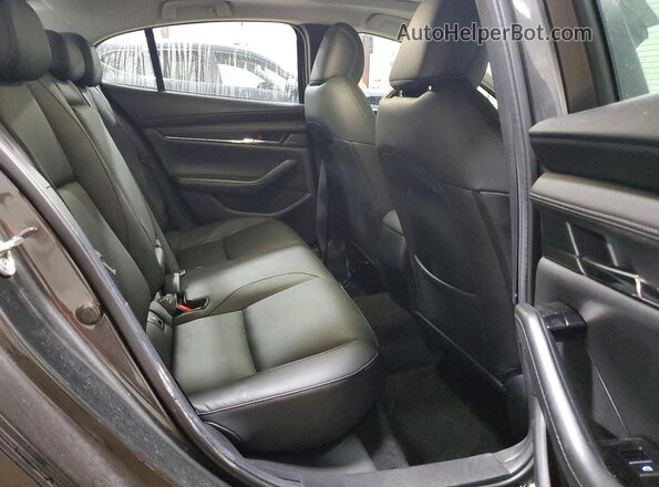 3MZBPACM0RM410572 2024 MAZDA 3 Charcoal Հետևի նստատեղերի տեսք