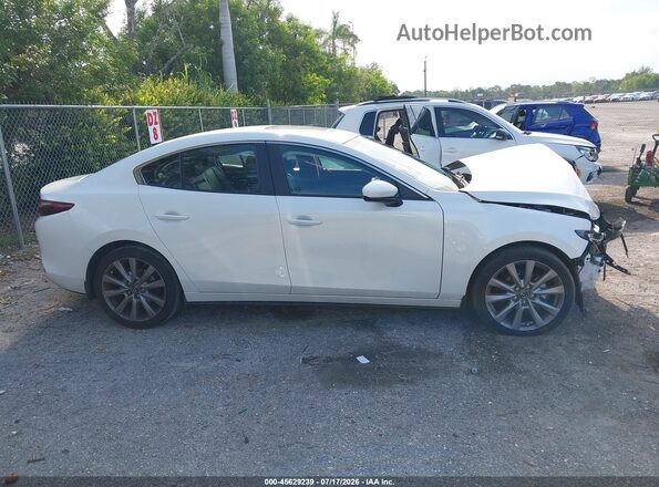 3MZBPACM1PM379846 2023 MAZDA 3 White Rear interior view