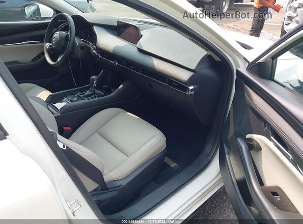 3MZBPACM8SM472226 2025 MAZDA 3 White Front interior view
