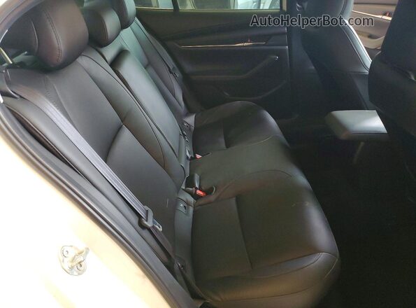 3MZBPADL0KM107514 2019 MAZDA 3 Белый Вид задних сидений