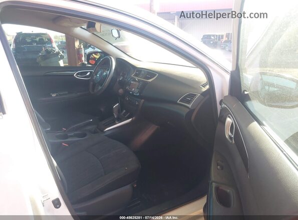 3N1AB7AP0HL710746 2017 NISSAN SENTRA Серый Вид салона спереди