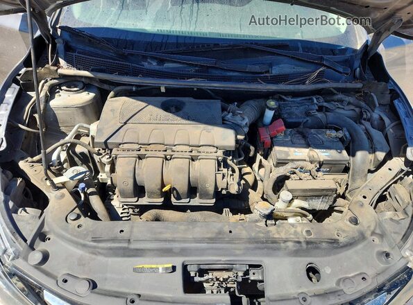 3N1AB7AP0HY299139 2017 NISSAN SENTRA Gray Rear interior view