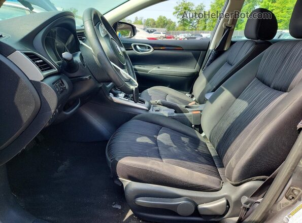 3N1AB7AP0JY212913 2018 NISSAN SENTRA Gray Սալոնի դիմացի տեսք
