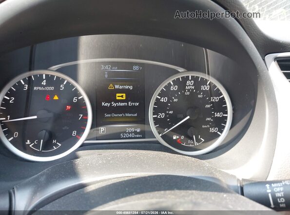 3N1AB7AP0JY216766 2018 NISSAN SENTRA Silver Vista de los asientos traseros