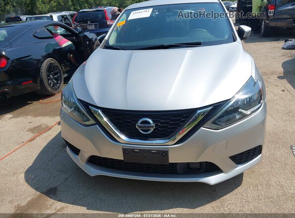 3N1AB7AP0JY216766 2018 NISSAN SENTRA Silver Vista del cuadro de instrumentos