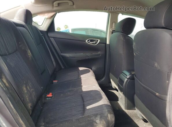 3N1AB7AP0JY230439 2018 NISSAN SENTRA Gray Vista de los asientos traseros