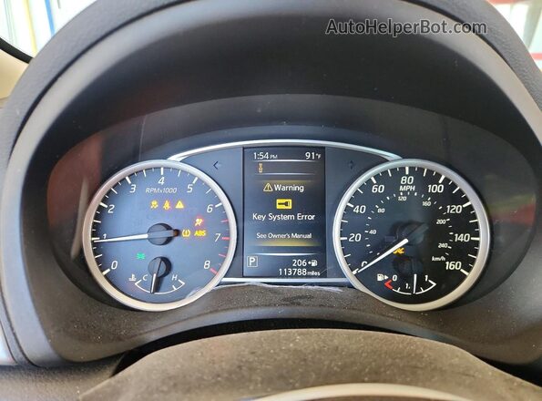 3N1AB7AP0JY268091 2018 NISSAN SENTRA Silver Вид щитка приладів