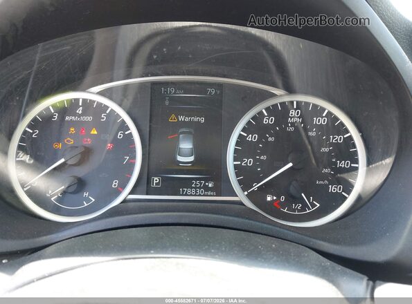 3N1AB7AP0JY324224 2018 NISSAN SENTRA White Հետևի նստատեղերի տեսք