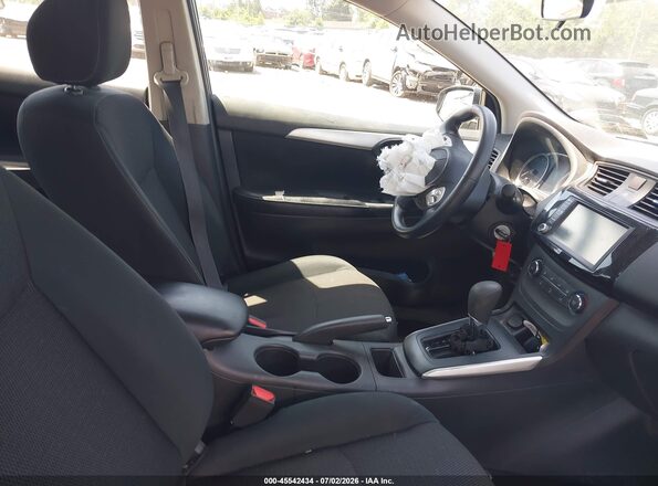 3N1AB7AP0KY217580 2019 NISSAN SENTRA Gray Вид салону спереду