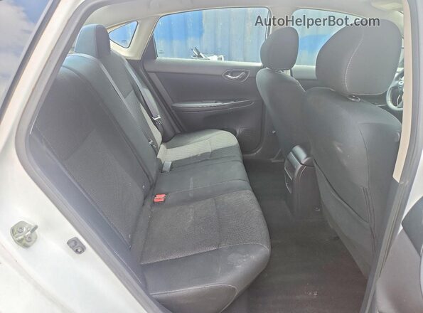 3N1AB7AP0KY301849 2019 NISSAN SENTRA White Vista de los asientos traseros