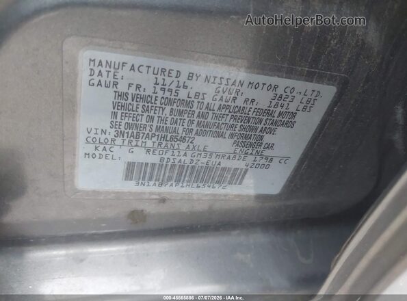3N1AB7AP1HL654672 2017 NISSAN SENTRA Gray Vista del compartimento del motor