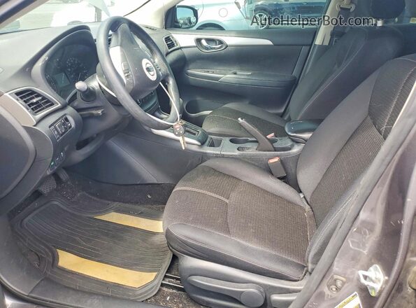 3N1AB7AP1HY232355 2017 NISSAN SENTRA Серый Вид салона спереди
