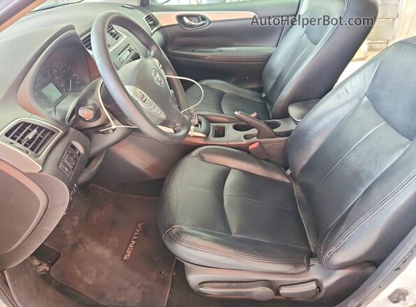 3N1AB7AP1HY408627 2017 NISSAN SENTRA White Widok wnętrza z przodu