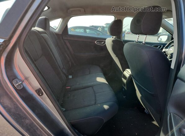 3N1AB7AP1JL621029 2018 NISSAN SENTRA Серый Вид задних сидений