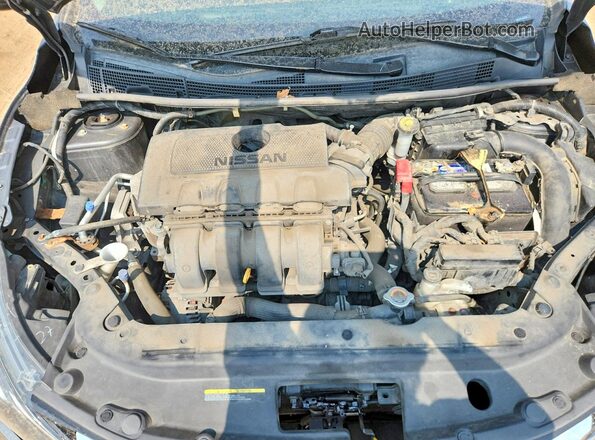 3N1AB7AP1JL663765 2018 NISSAN SENTRA Gray Rear interior view