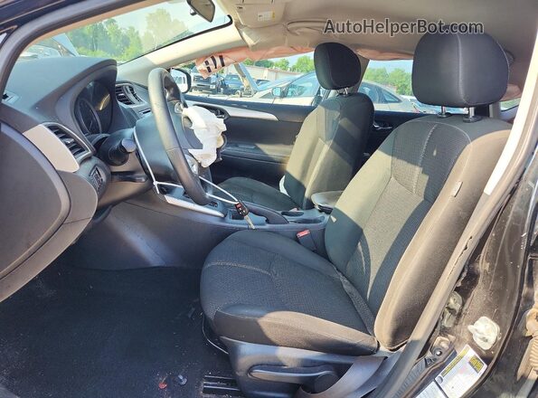 3N1AB7AP1JY271534 2018 NISSAN SENTRA Black Front interior view