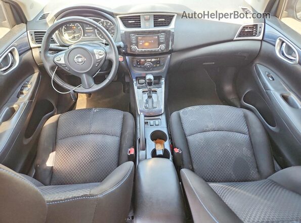 3N1AB7AP1JY312535 2018 NISSAN SENTRA Gray Dashboard view