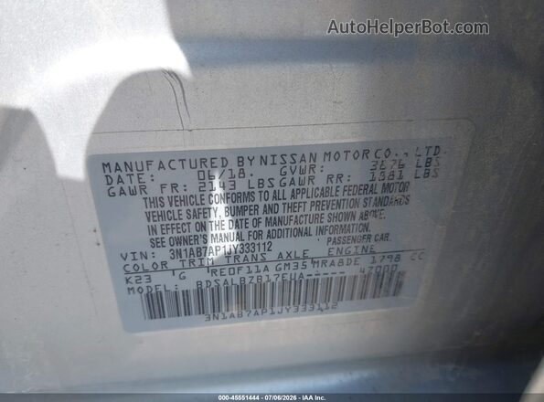 3N1AB7AP1JY333112 2018 NISSAN SENTRA Silver Շարժիչի բաժամունքի տեսք