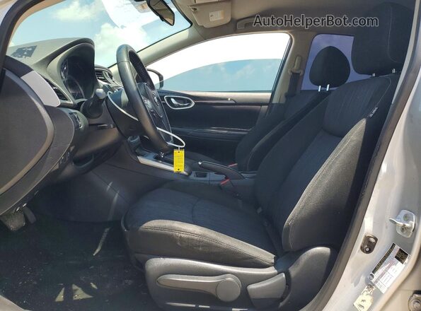 3N1AB7AP1KY427153 2019 NISSAN SENTRA Silver Vista interior delantera