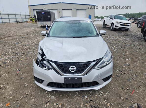 3N1AB7AP2HY298624 2017 NISSAN SENTRA Silver Widok z przodu