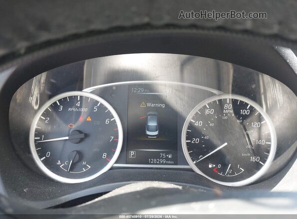 3N1AB7AP2HY319343 2017 NISSAN SENTRA Silver Widok tylnych siedzeń