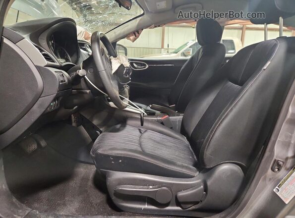 3N1AB7AP2HY364296 2017 NISSAN SENTRA Gray Front interior view
