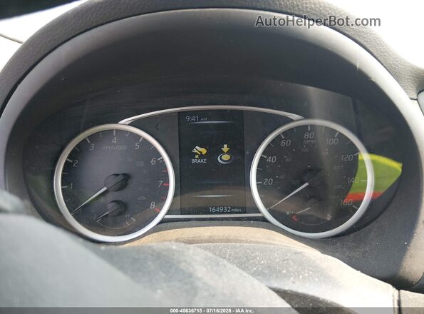 3N1AB7AP2JL616745 2018 NISSAN SENTRA Red Widok tylnych siedzeń
