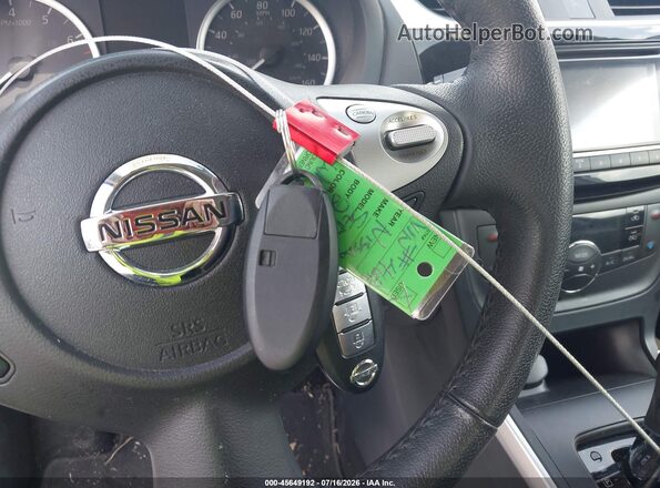 3N1AB7AP2JY264690 2018 NISSAN SENTRA Белый Вид панели приборов