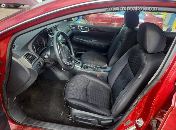 3N1AB7AP2JY284292 2018 NISSAN SENTRA Красный Вид салона спереди