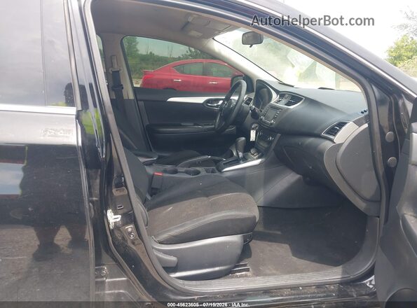 3N1AB7AP2JY333104 2018 NISSAN SENTRA Black Вид салону спереду