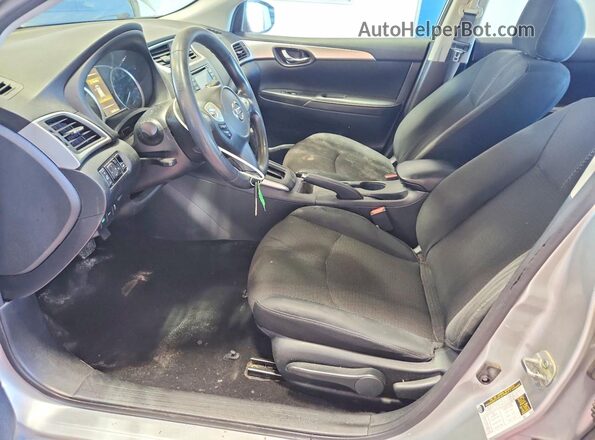 3N1AB7AP2JY337041 2018 NISSAN SENTRA Silver წინა სალონის ხედი