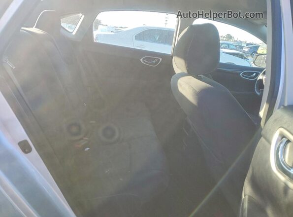 3N1AB7AP2KY235594 2019 NISSAN SENTRA Silver Вид задніх сидінь
