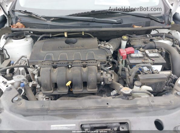 3N1AB7AP2KY261144 2019 NISSAN SENTRA White Հետևի տեսք